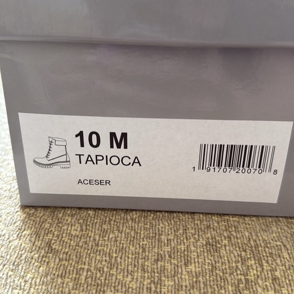 EUC Jennifer Lopez Women's Beige Ankle Boots, Aceser, Tapioca, 10M - Picture 3 of 12